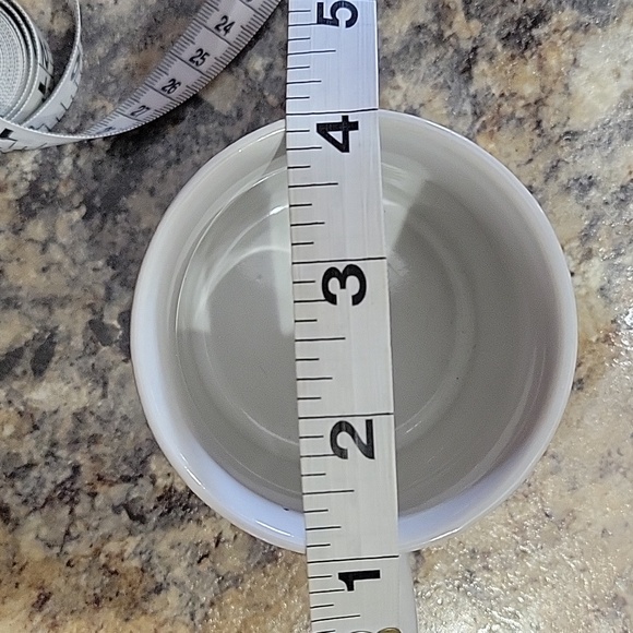 Vintage Christmas Mugs - set of 4 - Picture 7 of 8